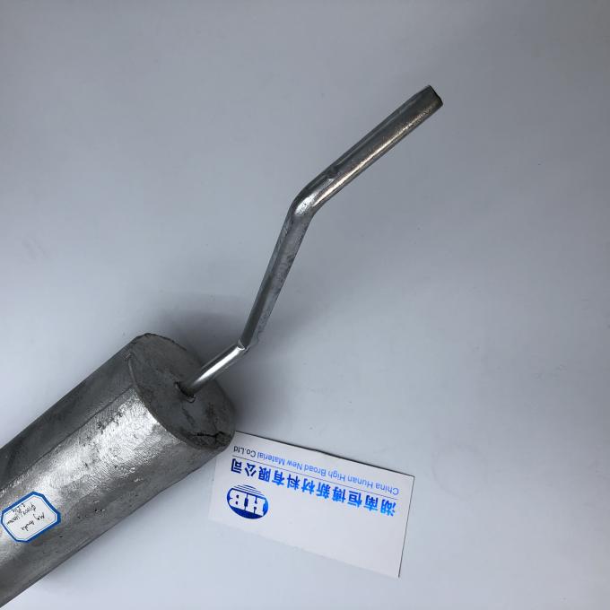 &Aacute;nodos modificados para requisitos particulares del magnesio alrededor de la barra para la protecci&oacute;n cat&oacute;dica
