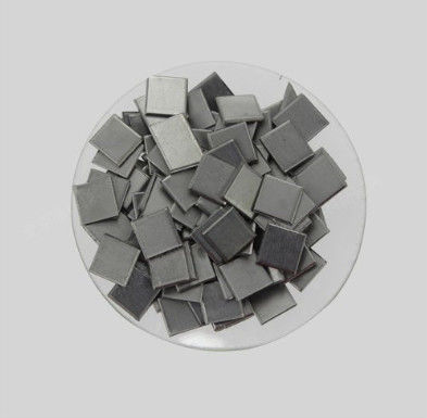 Porcelana Alta pureza 99,9% Niobium Metal Como elemento aditivo en la producción de aleaciones de alta temperatura proveedor
