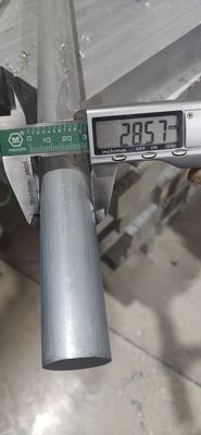 Porcelana Barras redondas de zinc de alta pureza 99% Varilla de zinc puro para la industria de las baterías proveedor