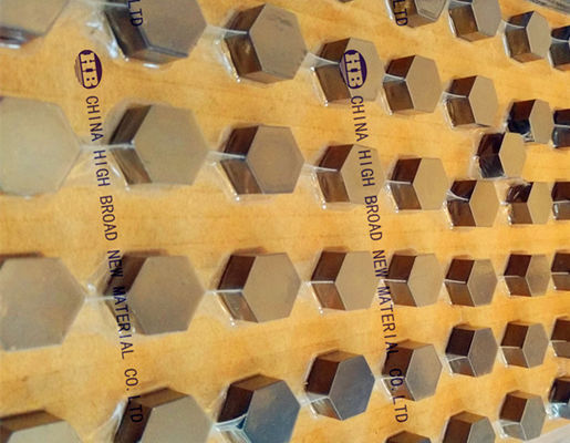 Porcelana Placas hexagonales de carburo de silicio para blindados antibalas para automóviles o carrocerías proveedor