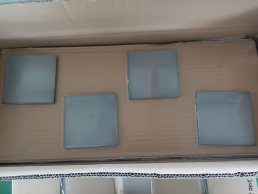 Porcelana Los paneles balísticos de carburo de silicio y de boro de carburo de silicio / azulejos de resistencia balística para una protección mejorada proveedor