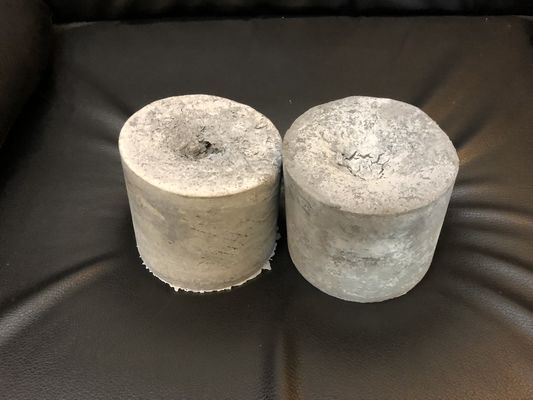 Porcelana Lingote de aleación maestra de zinc, litio, ZnLi2% para aditivo en horno de fundición de zinc, aleación ZnLiCu proveedor
