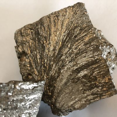 Aleación maestra de cobre y cromo CuCr10 para la industria del cobre y el latón proveedor