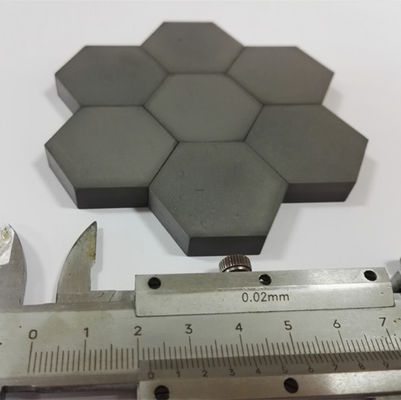 Carburo de silicio Sic blindado cerámico a prueba de balas placa de cuerpo Alta resistencia a la flexión proveedor