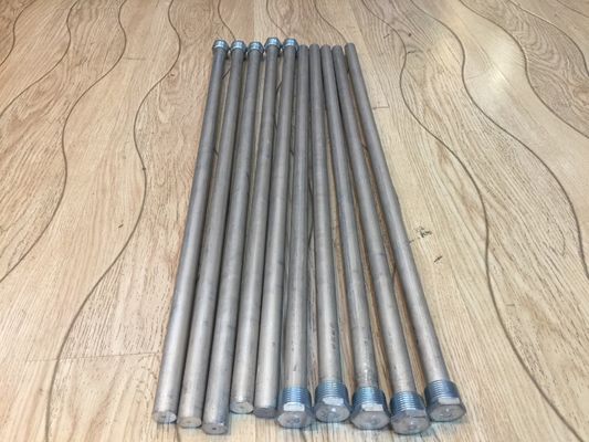 Sistema de refrigeración del motor Calentador de agua Varilla de ánodo con enchufe NPT Para botes Yates Sistema de refrigeración del motor del buque proveedor